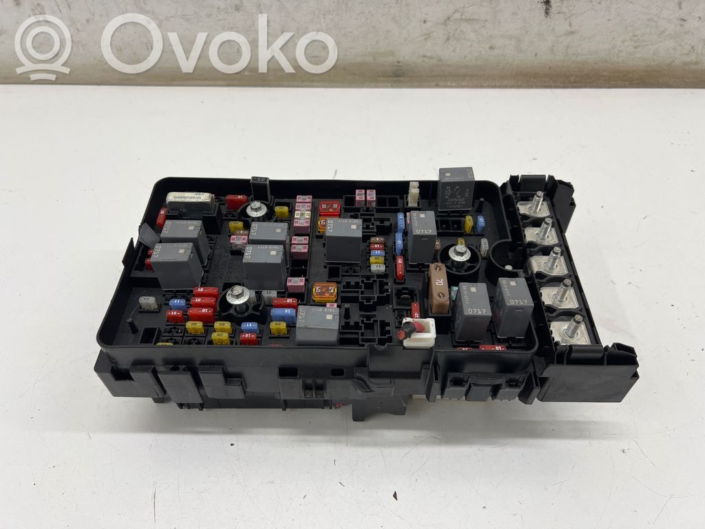 Jeep Cherokee KL Módulo de fusible 