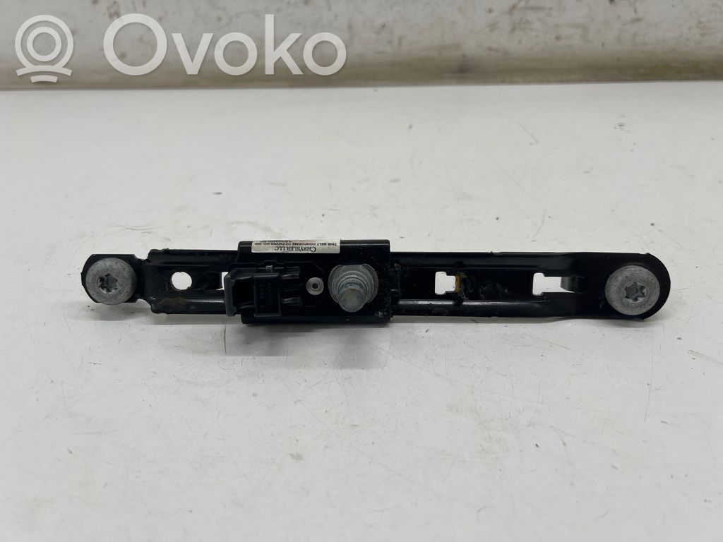 Jeep Cherokee KL Szyna regulacji pasa bezpieczeństwa 