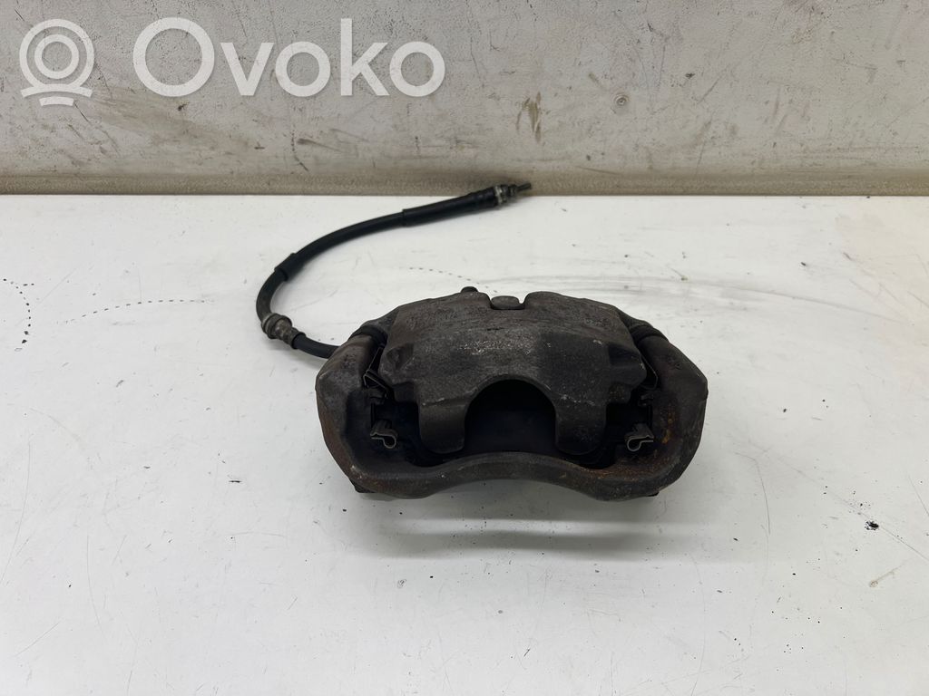 Mazda 3 Передний суппорт 