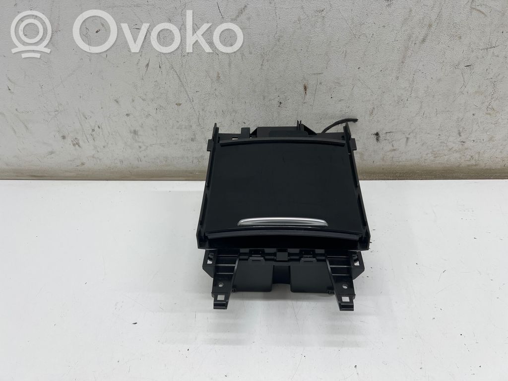 Opel Insignia B Mukiteline edessä 