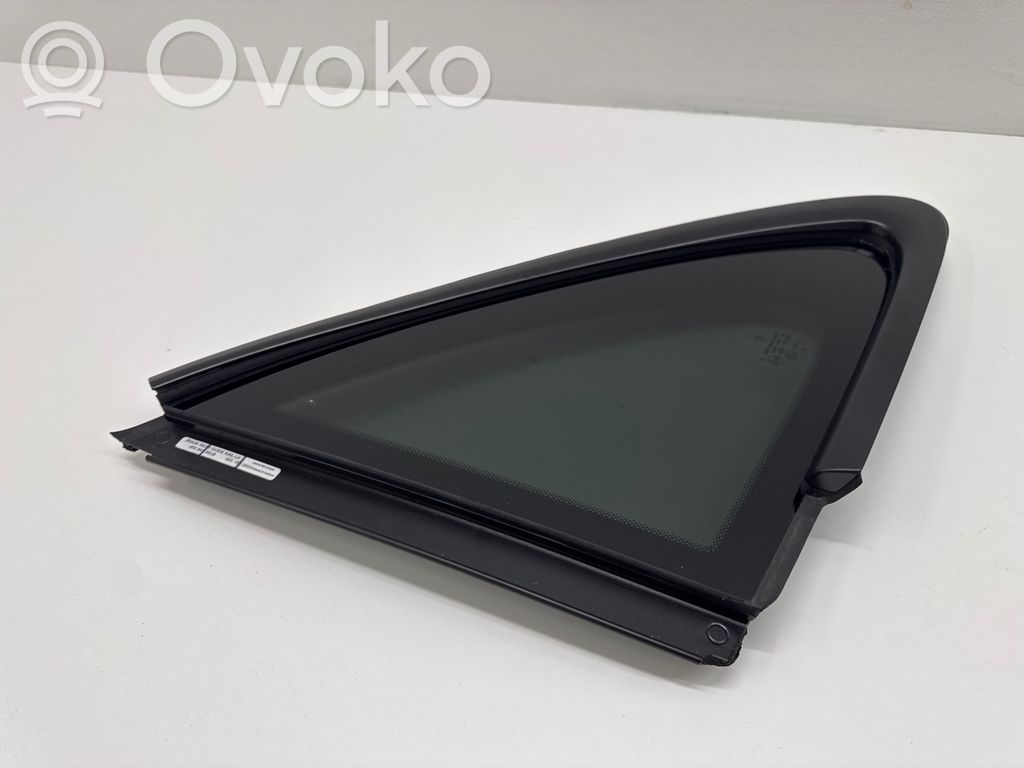 Seitenscheibe hinten   95C845393B