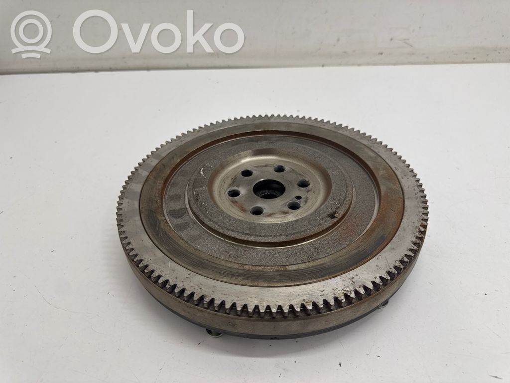 Volant moteur   NZ687550AA,DG9P6K390BA