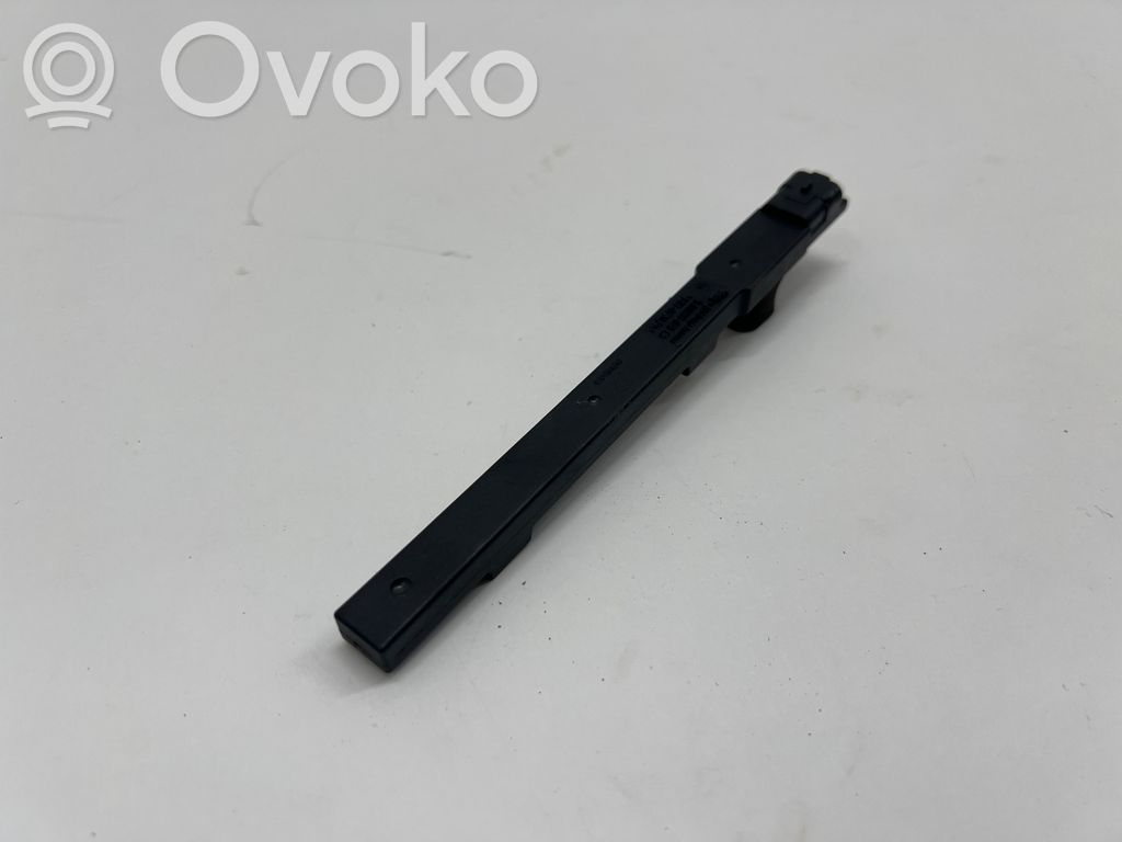 Opel Astra L Antenne système sans clé