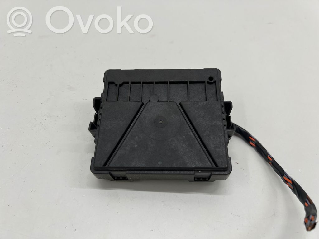 Audi A3 8Y Valomoduuli LCM 