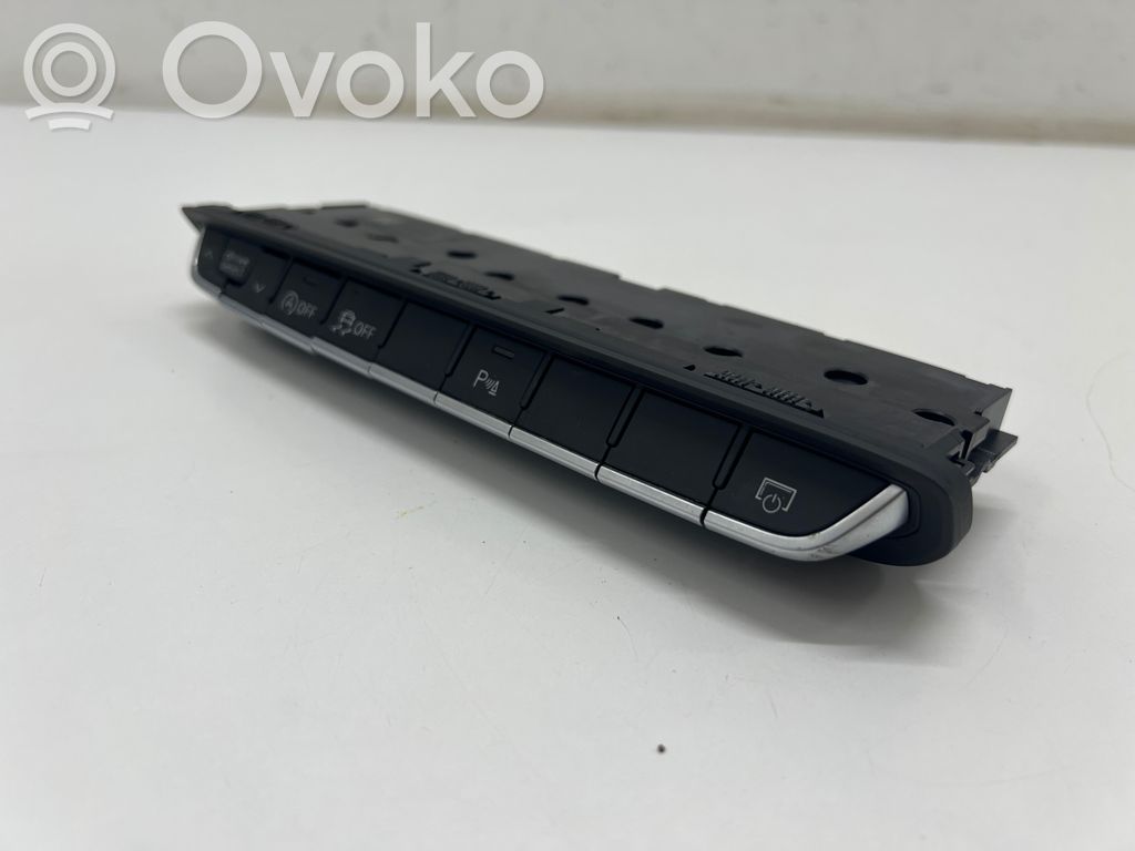 Audi A4 S4 B9 8W Jungiklių komplektas 