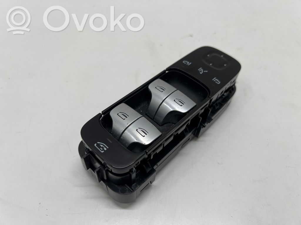 Mercedes-Benz C W206 Przyciski szyb