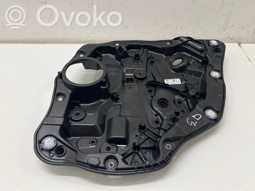 BMW 3 G20 G21 Mechanizm podnoszenia szyby tylnej bez silnika 
