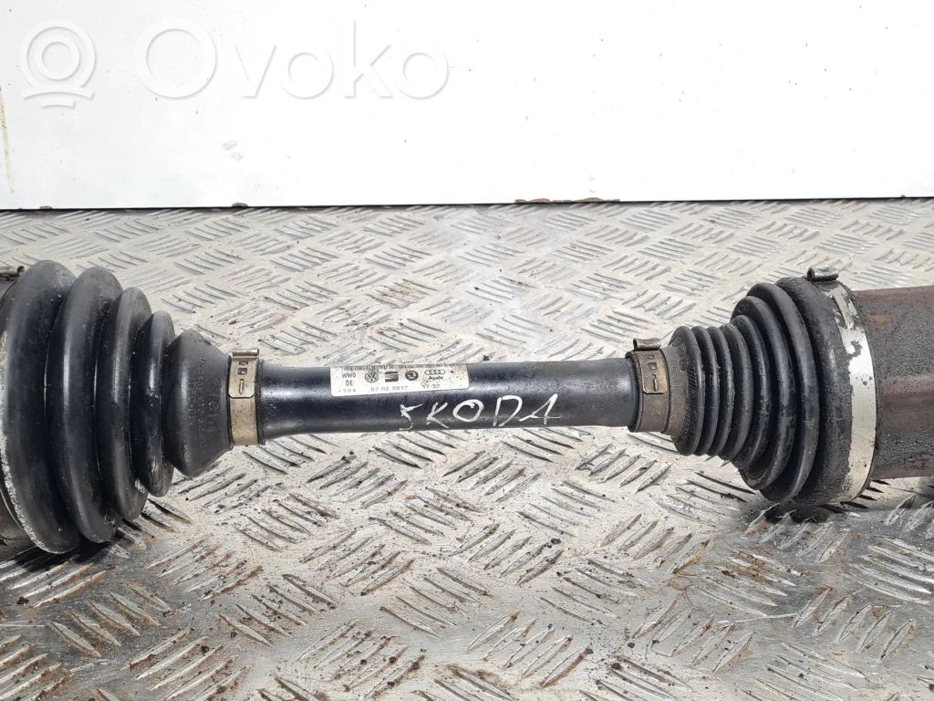 Skoda Octavia Mk2 (1Z) Półoś przednia 