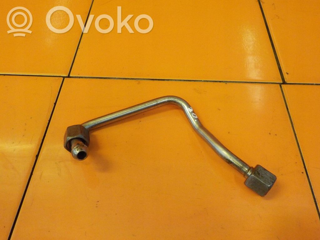 Volvo S60 Fuel line pipe 