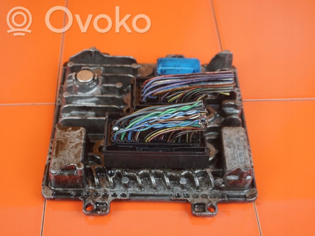 Opel Insignia B Engine control unit/module 