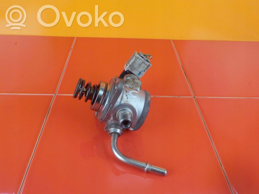 Volvo S60 Fuel injection high pressure pump 