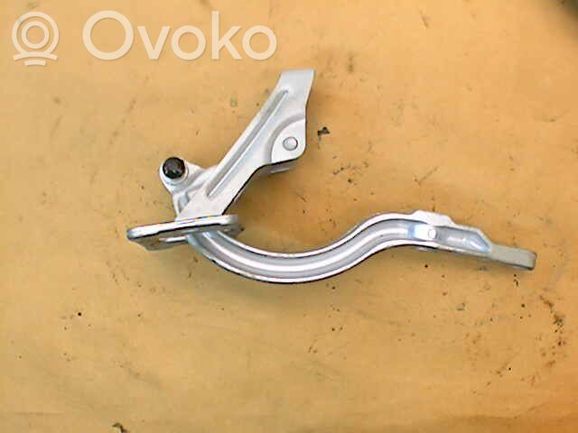 Saab 9-5 Tailgate/trunk/boot hinge 