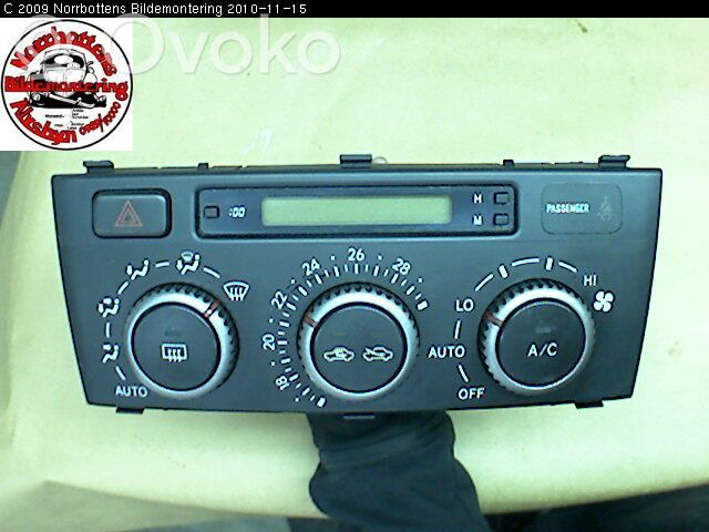 Lexus IS 200-300 Climate control unit 