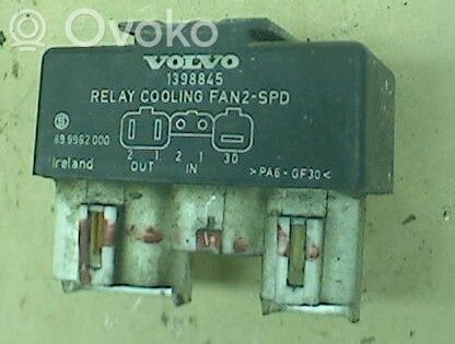 Volvo 850 Coolant fan relay 