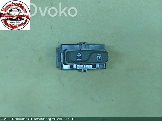 Volvo V70 Central locking switch button 
