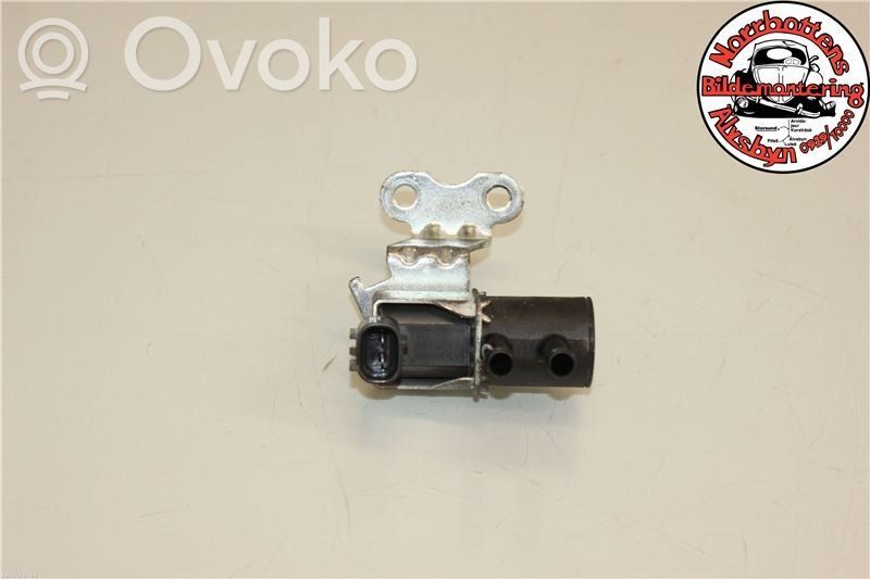 Subaru Outback Válvula de vacío 