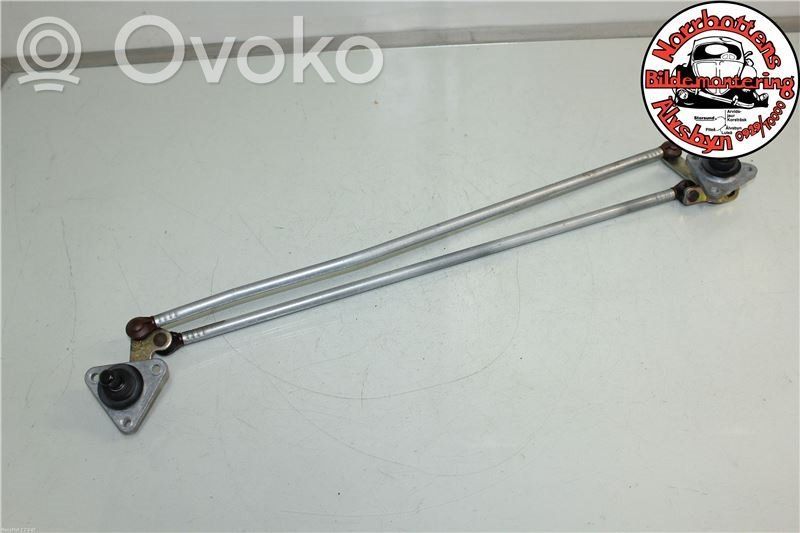 Front wiper linkage