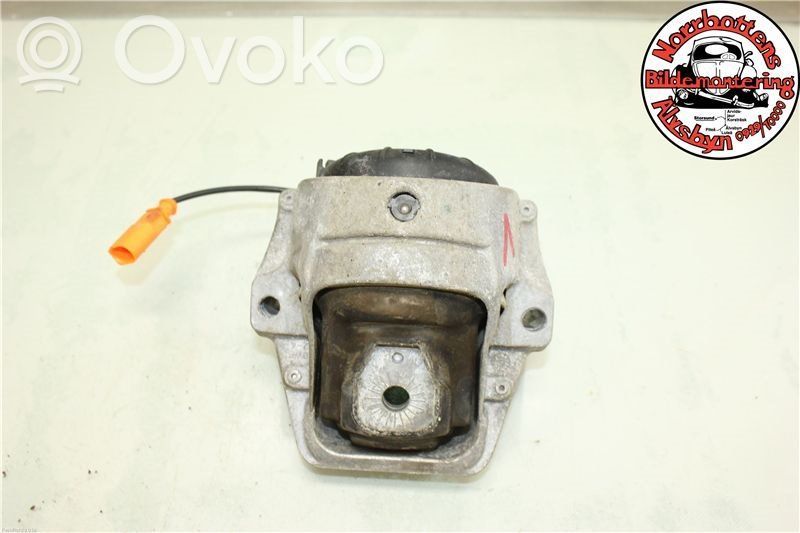 Audi A4 S4 B8 8K Wspornik / Mocowanie silnika 