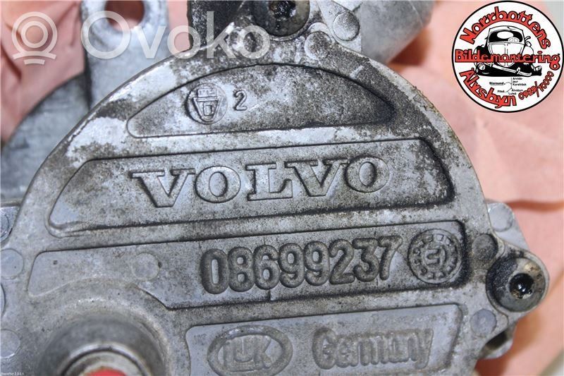 Volvo XC70 Vacuum pump 