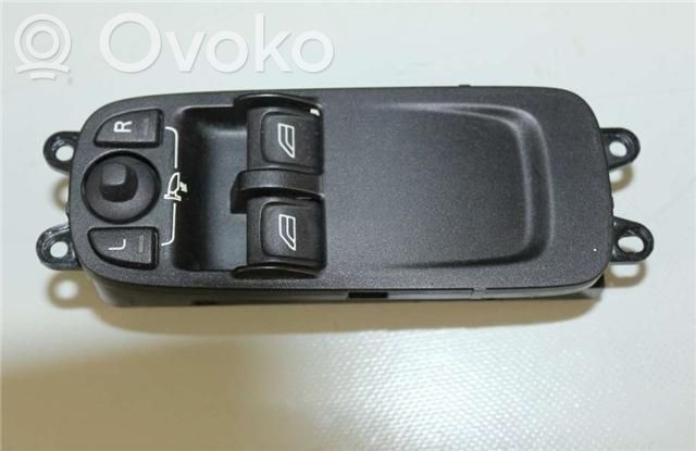 Volvo C30 Electric window control switch 