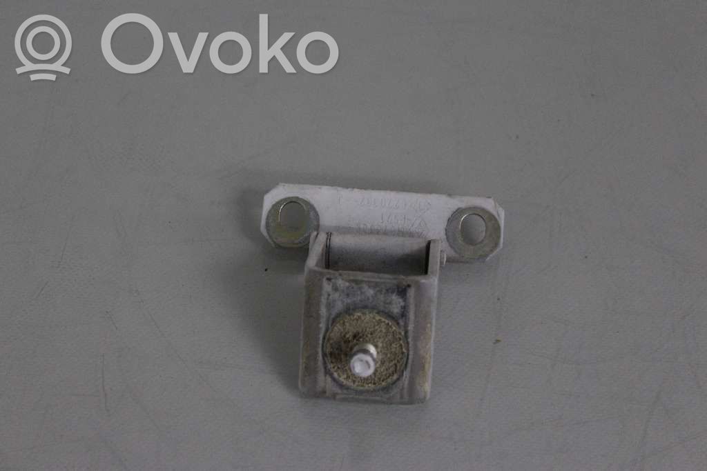 Renault Megane III Tailgate/trunk/boot hinge 