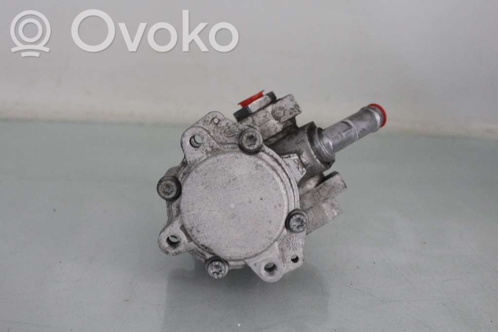 BMW X1 E84 Power steering pump 