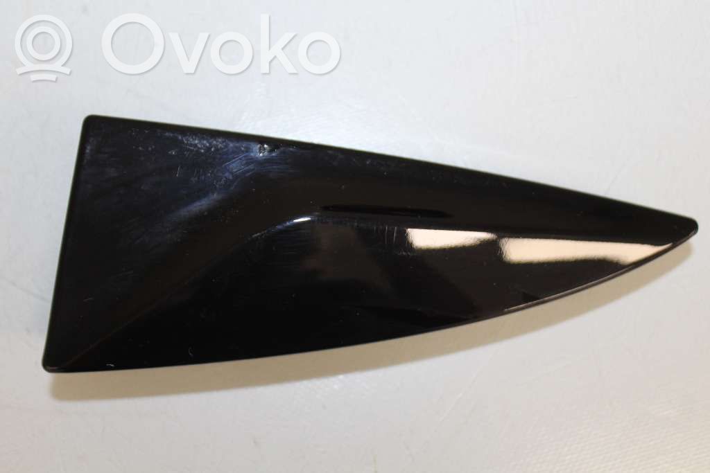 Renault Clio IV Tailgate/trunk spoiler 