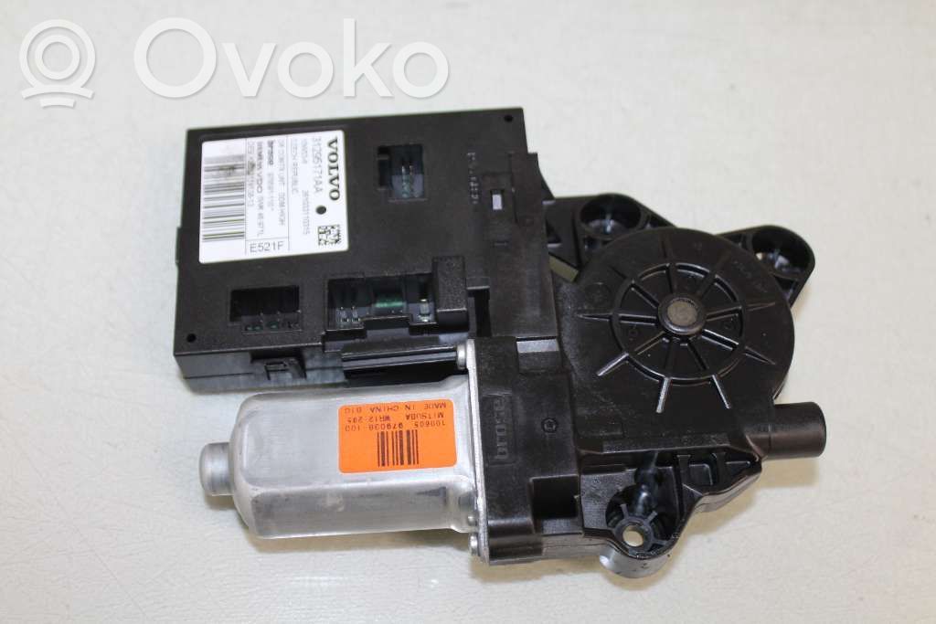 Volvo C30 Silnik regulatora szyby drzwi przednich 