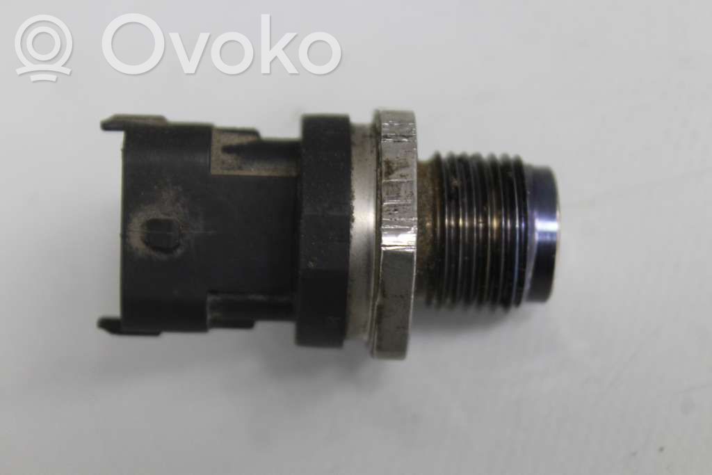 Volvo S80 Régulateur de pression de carburant 