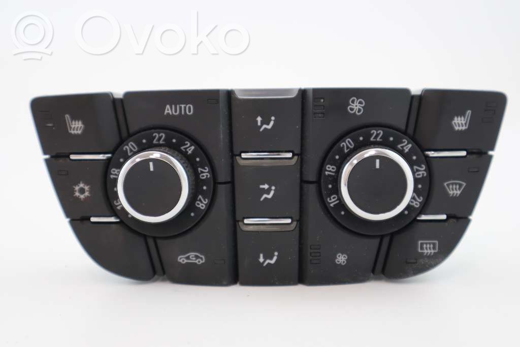 Opel Astra J Climate control unit 