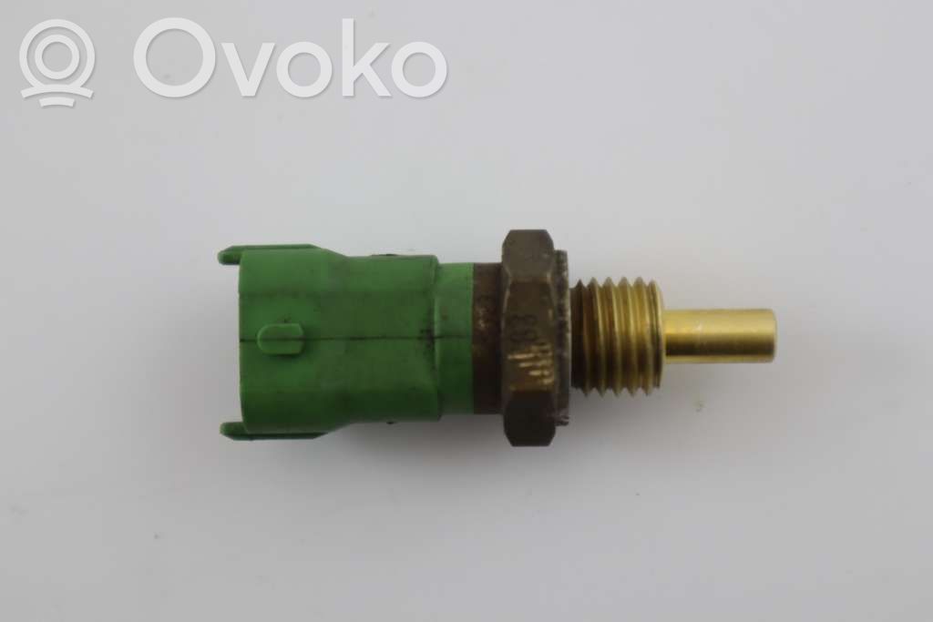 Volvo V70 Régulateur de pression de carburant 