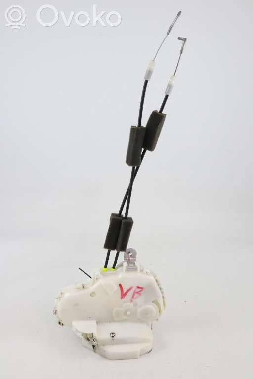 Honda CR-V Rear door lock 