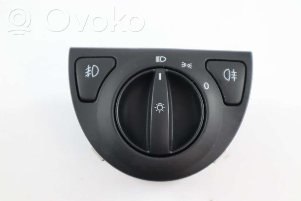 Light switch   12774375,12774375
