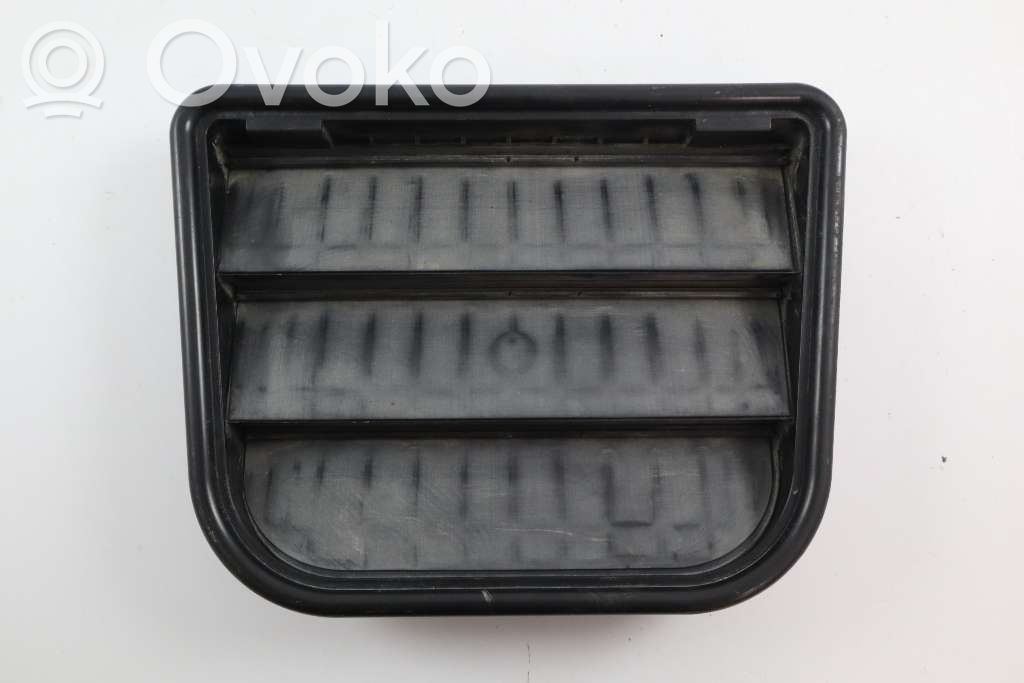 Volvo S60 Quarter panel pressure vent 