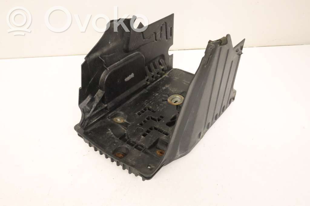 Volvo V70 Vassoio batteria 