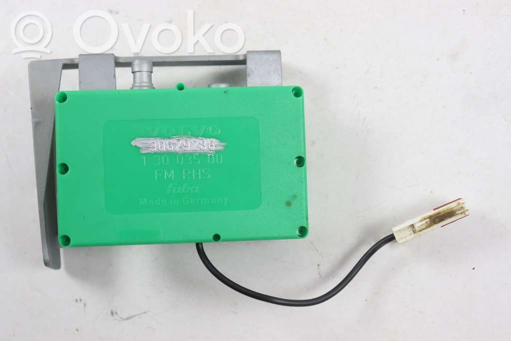 Volvo V70 Antenos stiprintuvas 