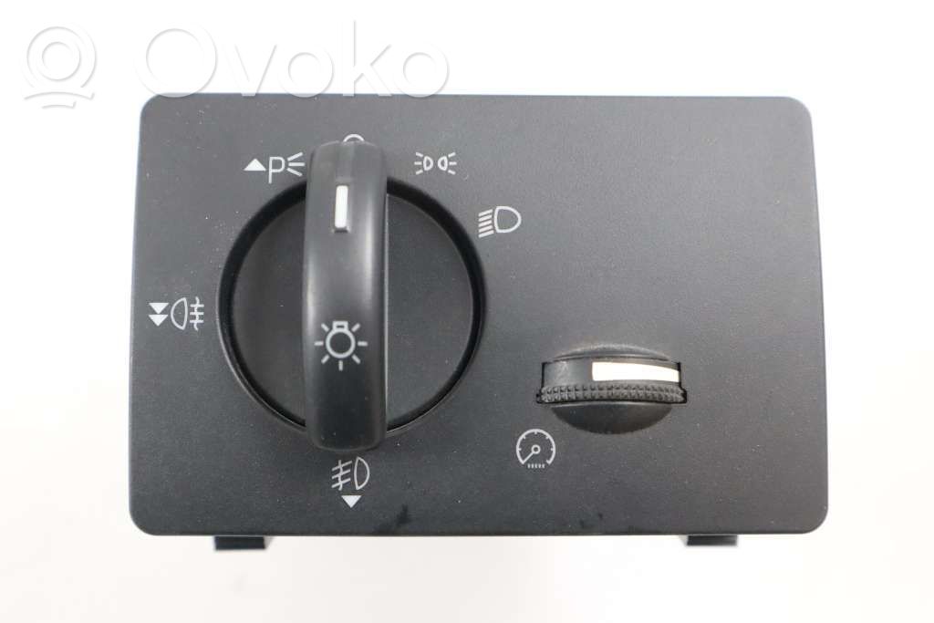 Light switch   1429654,7M5T13A024GA,7M5T13A024GA