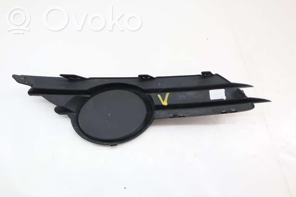 Opel Corsa D Etupuskurin alempi jäähdytinsäleikkö 