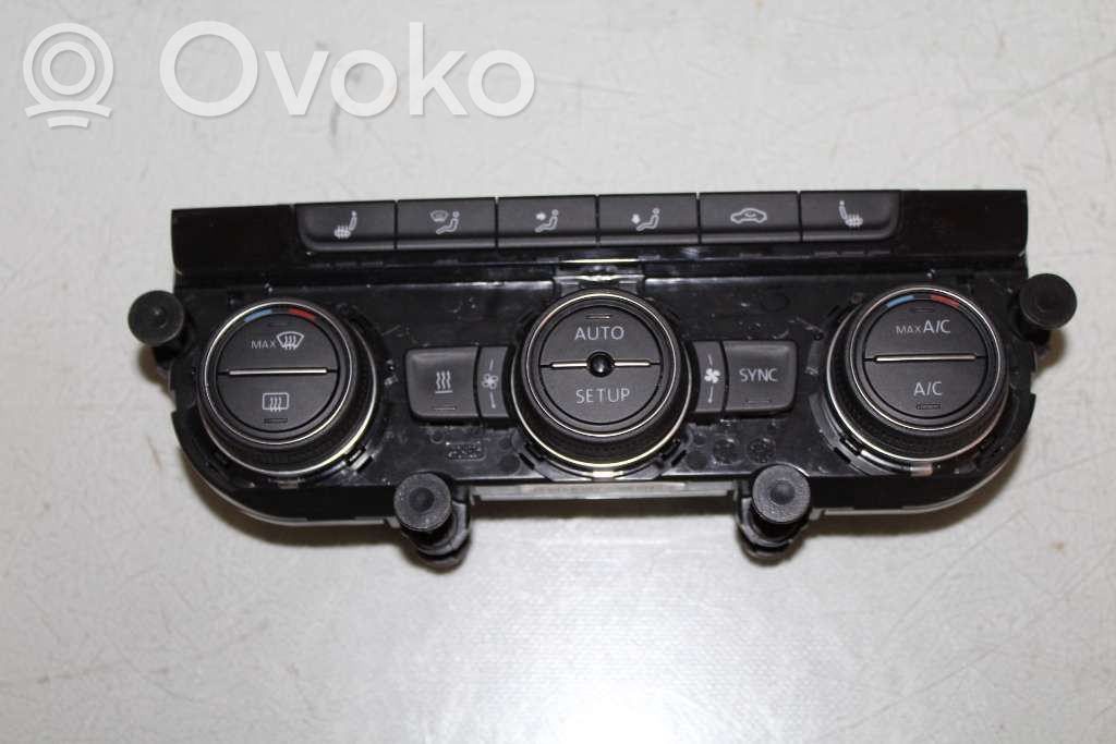 Volkswagen Golf VII Panel klimatyzacji 