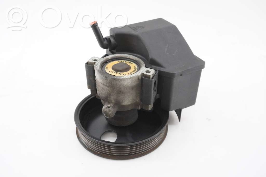 Volvo 850 Ohjaustehostimen pumppu 