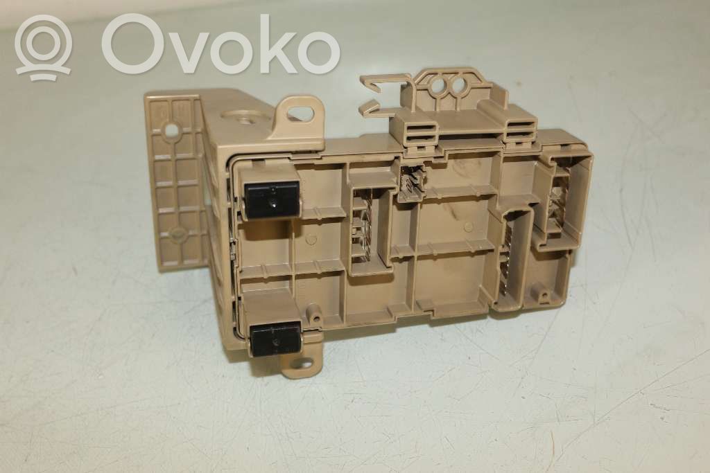 Módulo de fusible   82201FJ210,82201FJ210