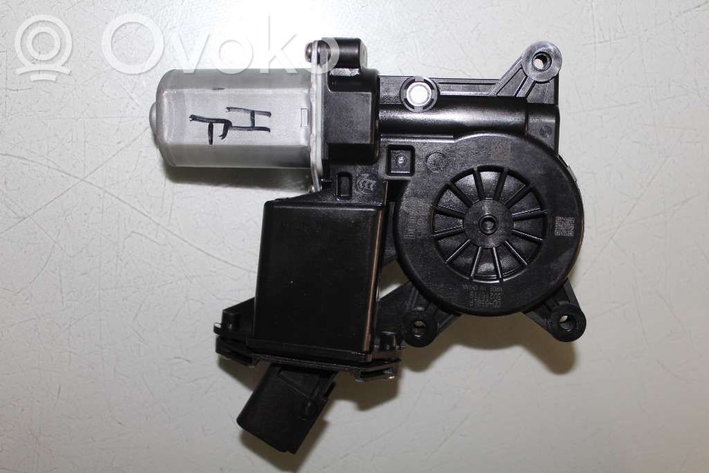 Opel Astra K Silnik regulatora szyby drzwi przednich 