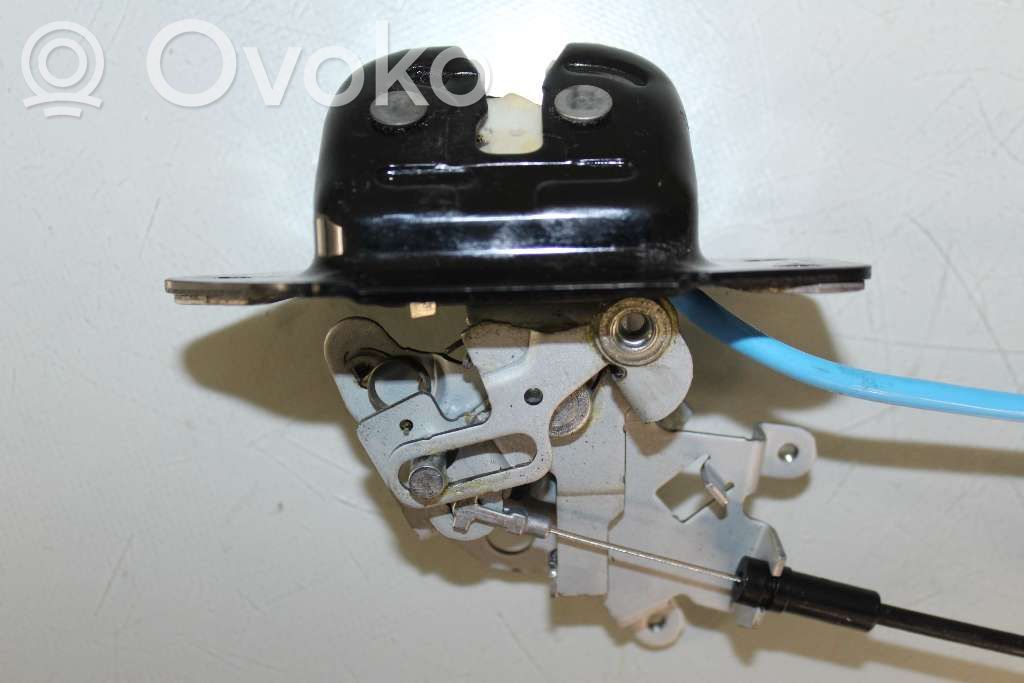 Nissan Note (E12) Spyna galinio dangčio 