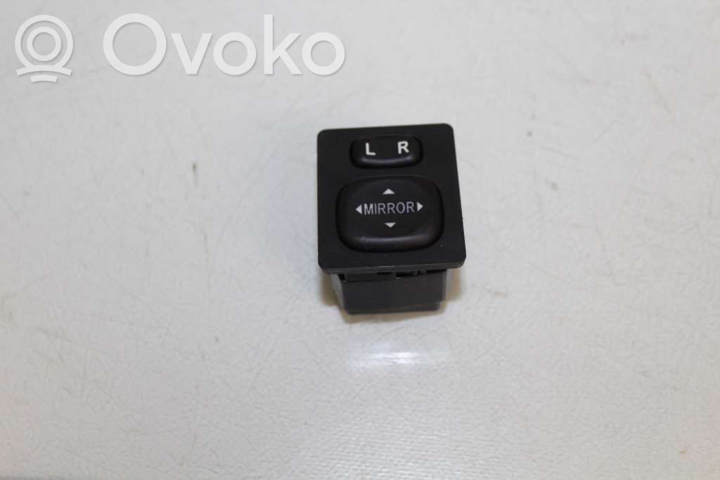 Toyota Auris E180 Interruptor del espejo lateral 