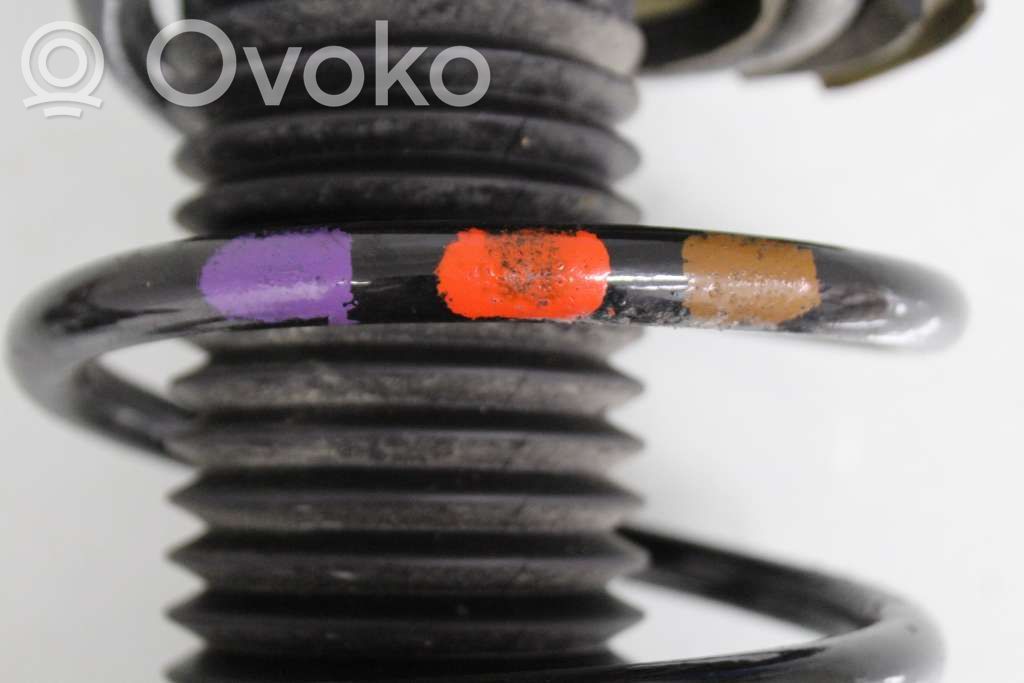Ford Focus Priekinis amortizatorius su spyruokle 