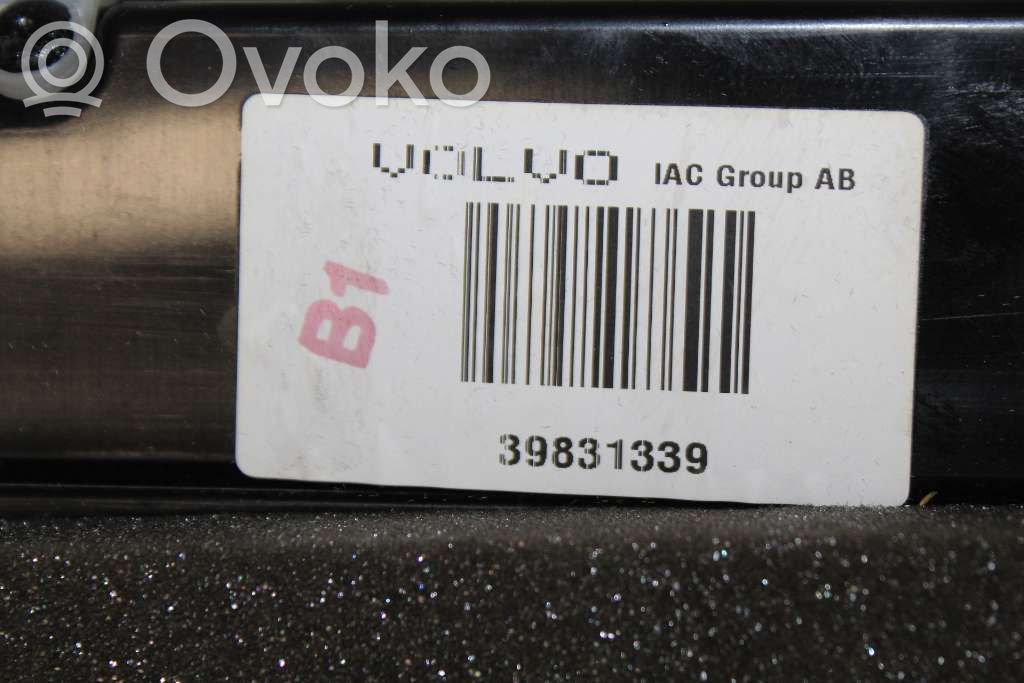 Volvo V70 Schowek deski rozdzielczej / Komplet 