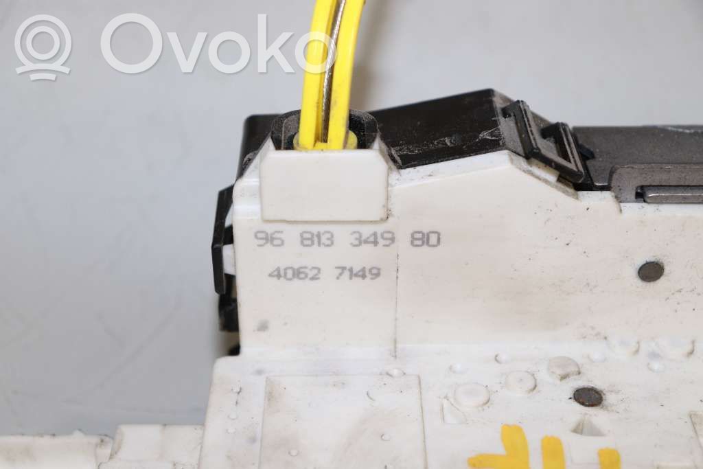 Toyota Proace Priekšpusē slēdzene 