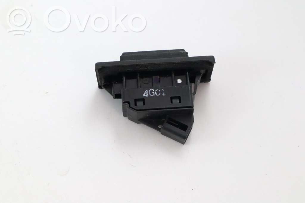 Mazda 3 III Tailgate/boot open switch button 