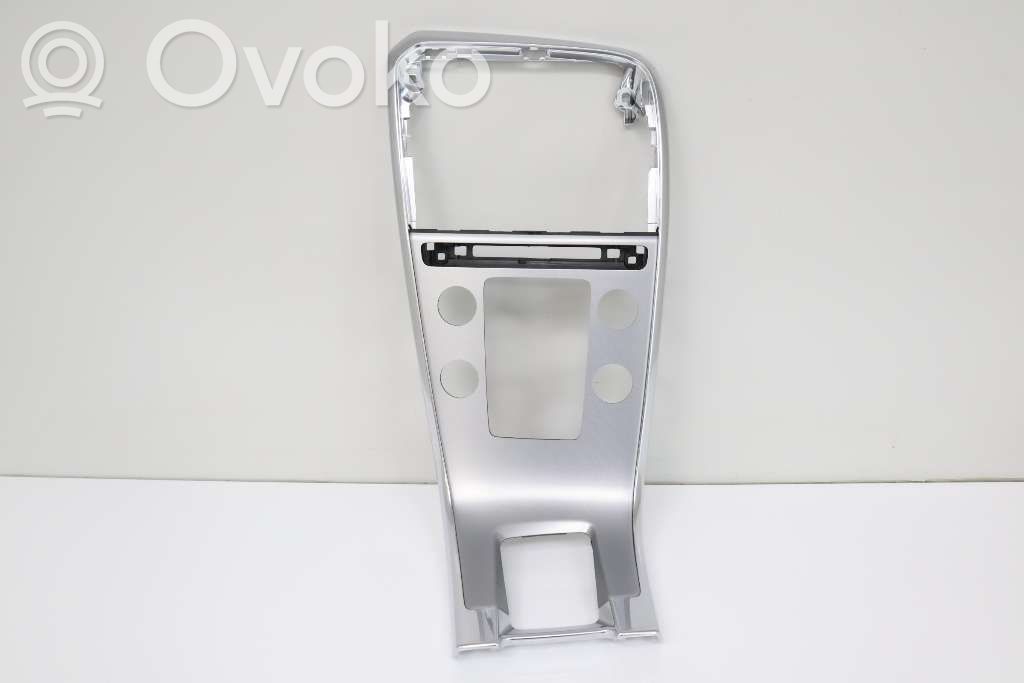 Volvo XC60 Verkleidung des Armaturenbretts 