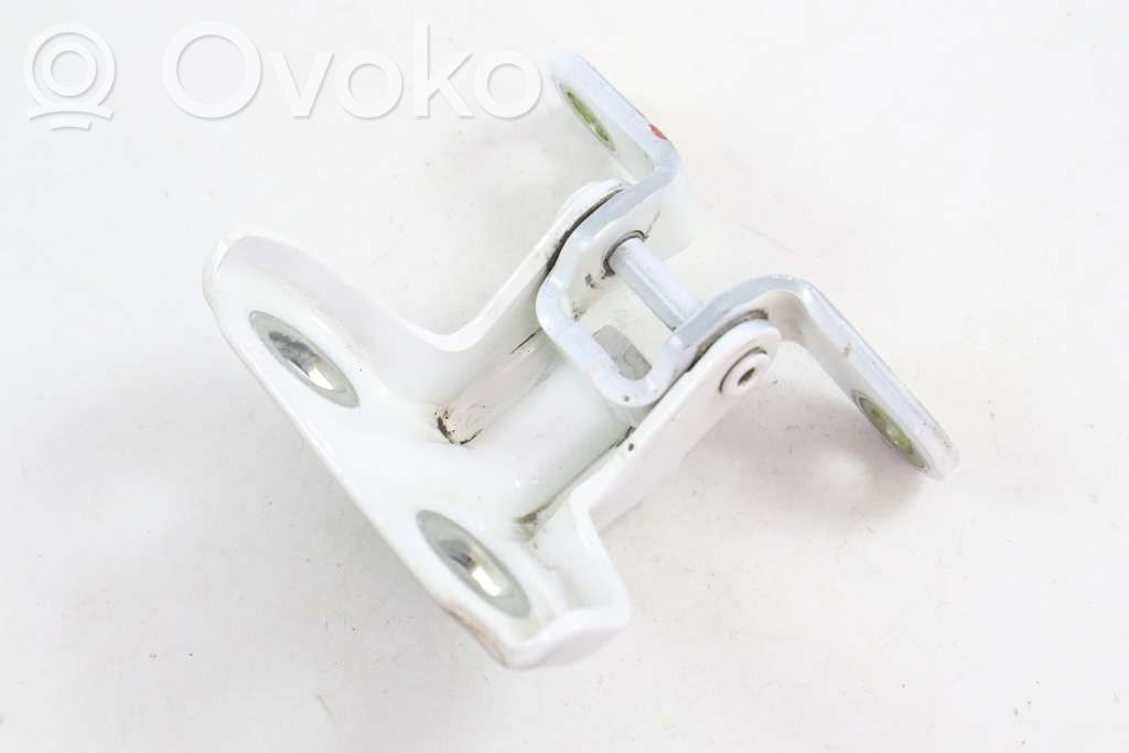 Chevrolet Trax Rear door upper hinge 